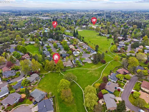 View/Area - 15051 NW Oakmont Loop, Beaverton, OR 97006 photo 2 of 4