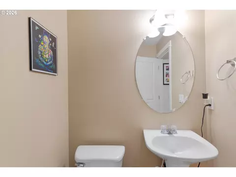Bath - 37720 Hamilton Ridge Dr, Sandy, OR 97055 photo 1 of 4
