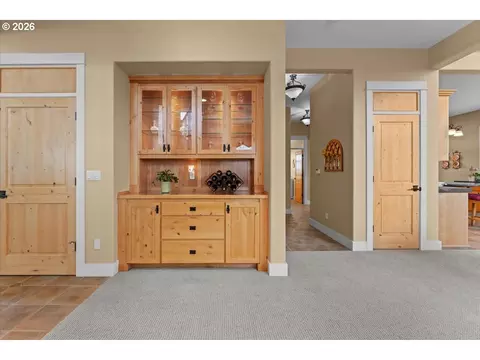 Entry Way - 3034 N Holladay Dr, Cornelius, OR 97113 photo 3 of 4