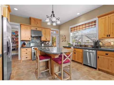 Kitchen - 3034 N Holladay Dr, Cornelius, OR 97113 photo 1 of 3