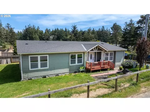 683 Lakeshore Dr, Coos Bay, OR 97420