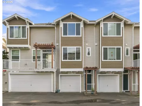 8680 SW 147th Ter #102, Beaverton, OR 97007