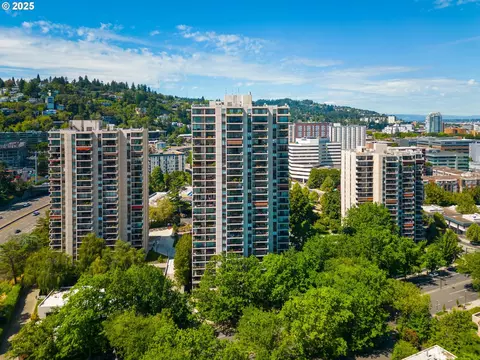 2221 SW 1st Ave #721, Portland, OR 97201