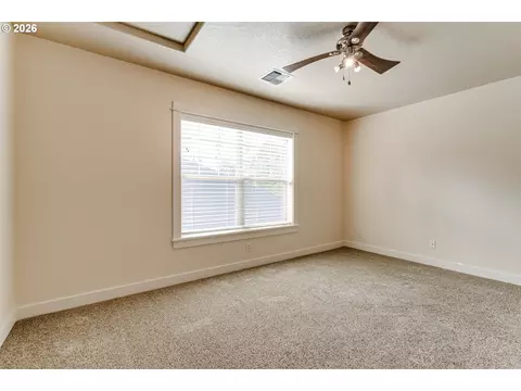 Bedroom - 4635 Champagne Ln, Eugene, OR 97404 photo 7 of 7