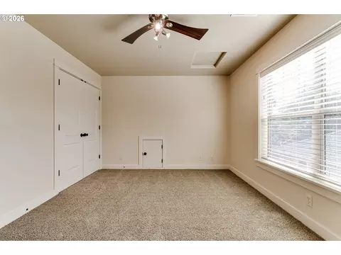 Bedroom - 4635 Champagne Ln, Eugene, OR 97404 photo 5 of 7
