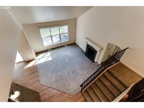 Living - 4635 Champagne Ln, Eugene, OR 97404 photo 4 of 4