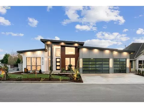 8702 NE 182nd Pl, Vancouver, WA 98682