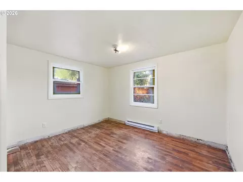 Bedroom - 2145 Arthur St, Eugene, OR 97405 photo 1 of 4