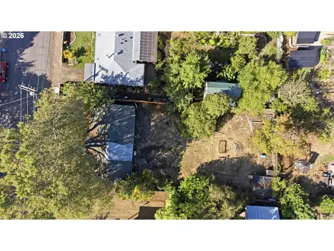 View/Area - 2145 Arthur St, Eugene, OR 97405 photo 2 of 3