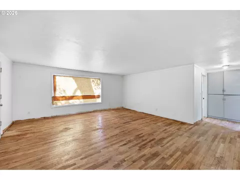 Living - 2145 Arthur St, Eugene, OR 97405 photo 3 of 3