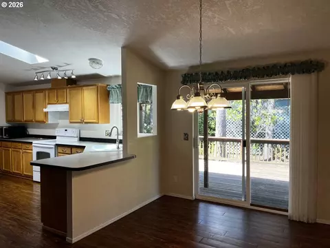 148 Outer Dr, Florence, OR 97439 photo 15