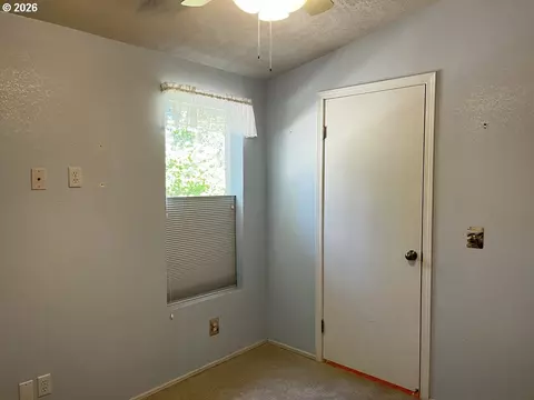 148 Outer Dr, Florence, OR 97439 photo 11