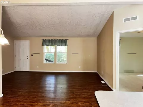 148 Outer Dr, Florence, OR 97439 photo 17