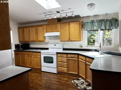 148 Outer Dr, Florence, OR 97439 photo 27