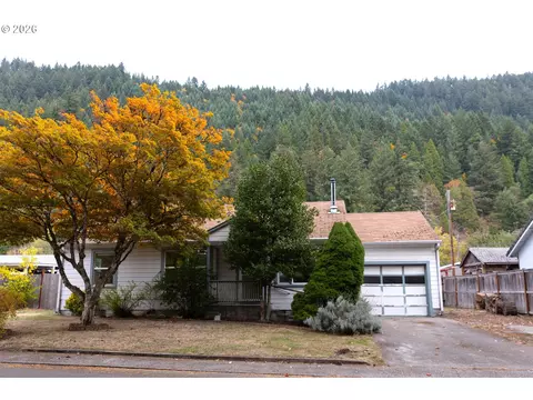 46843 Winfrey Rd, Westfir, OR 97492
