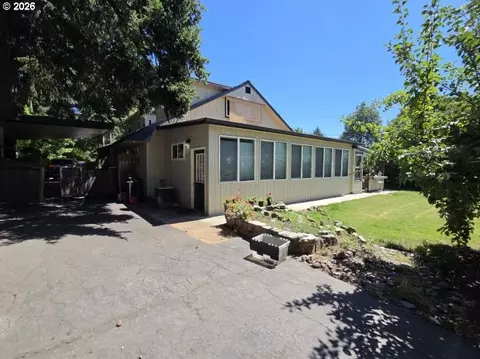 1575 Horn Ln, Eugene, OR 97404 photo 2
