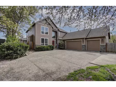 701 NW 150th St, Vancouver, WA 98685