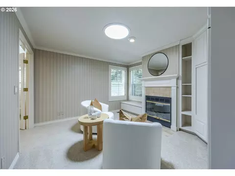 Living - 410 Spyglass Dr, Eugene, OR 97401 photo 1 of 7