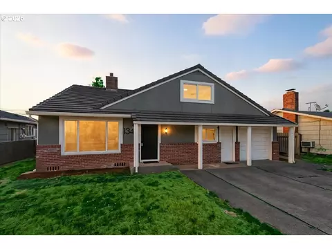 1342 Quinalt St, Springfield, OR 97477