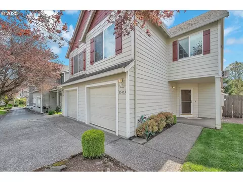 35453 Oakwood Dr, Saint Helens, OR 97051