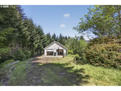 89453 Rustic Ln, Florence, OR 97439 photo 32