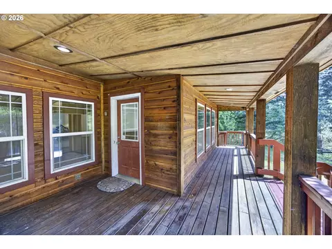 89453 Rustic Ln, Florence, OR 97439 photo 11