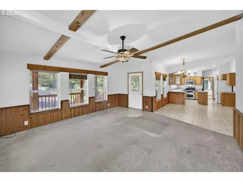 89453 Rustic Ln, Florence, OR 97439 photo 13