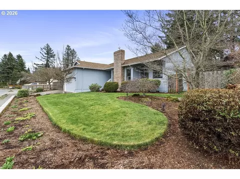 Exterior - 3788 SE 25th St, Gresham, OR 97080 photo 3 of 10