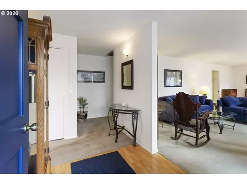 Entry Way - 3788 SE 25th St, Gresham, OR 97080 photo 1 of 1