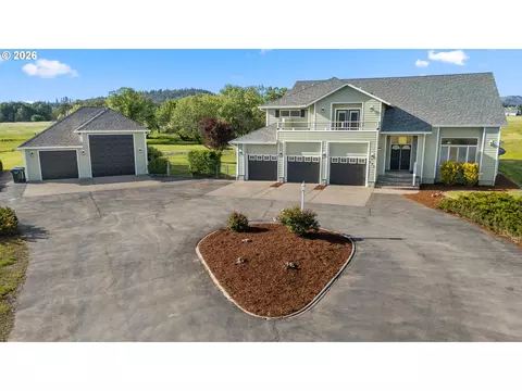475 Curry Rd, Roseburg, OR 97471