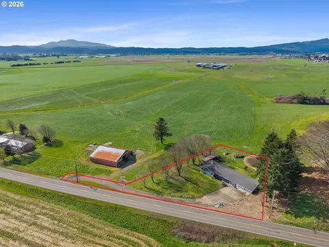 1590 Mccormick Loop Rd, Tillamook, OR 97141