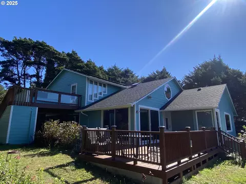 9316 SW Abalone St, South Beach, OR 97366