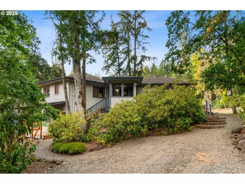 29051 Fox Hollow Rd, Eugene, OR 97405 photo 1