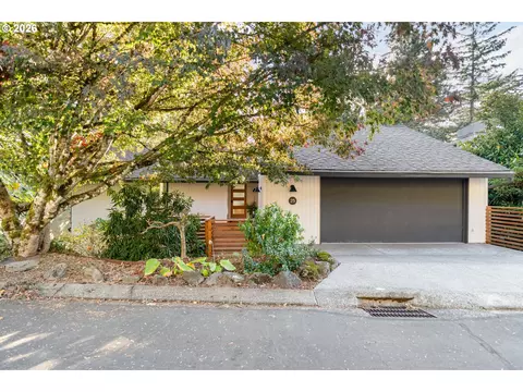 25 Becket St, Lake Oswego, OR 97035