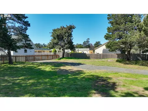 1000 Tl First St, Gearhart, OR 97138