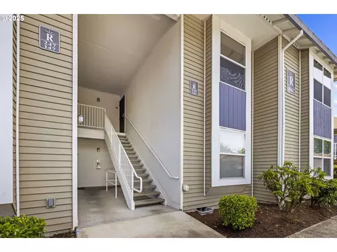 4662 W Powell Blvd #248, Gresham, OR 97030