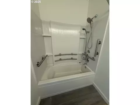373 Hayhurst Rd, Yoncalla, OR 97499 photo 14