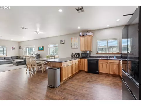 Kitchen - 101 E Park St, Enterprise, OR 97828 photo 1 of 6