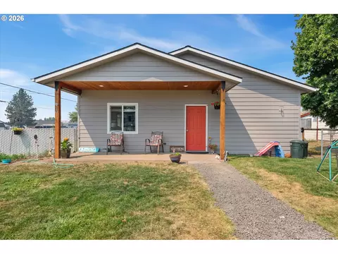 Exterior - 101 E Park St, Enterprise, OR 97828 photo 1 of 6