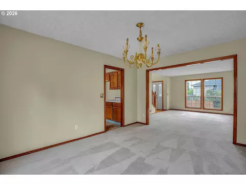 Living - 1802 NW Bella Vista Ave, Gresham, OR 97030 photo 3 of 6