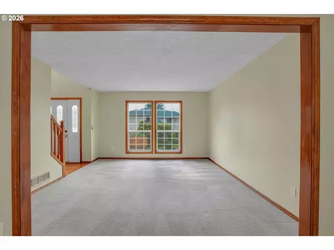 Living - 1802 NW Bella Vista Ave, Gresham, OR 97030 photo 2 of 6