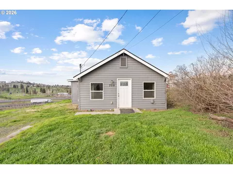709 SW 16th St, Pendleton, OR 97801