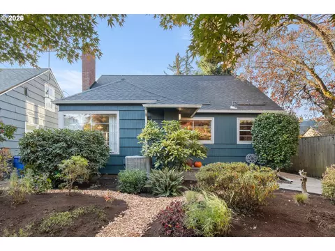 5424 SE Reedway St, Portland, OR 97206