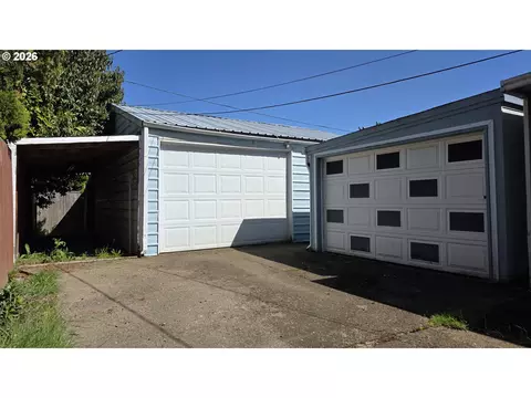Exterior - 1047 Baxter St, Eugene, OR 97402 photo 3 of 9