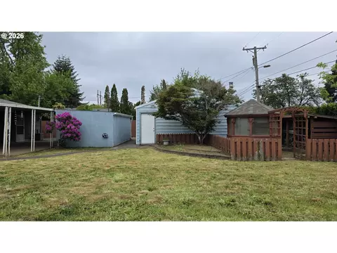 Exterior - 1047 Baxter St, Eugene, OR 97402 photo 7 of 9