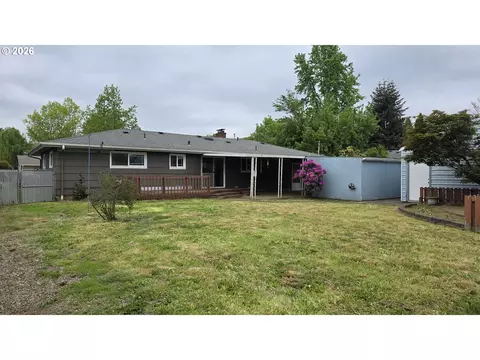 Exterior - 1047 Baxter St, Eugene, OR 97402 photo 6 of 9