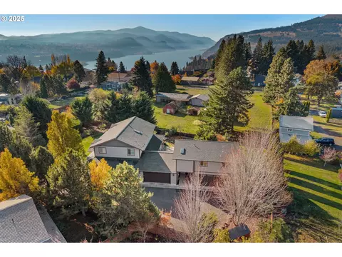821 Panorama Ct, White Salmon, WA 98672