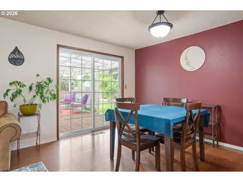 6952 C St, Springfield, OR 97478 photo 19