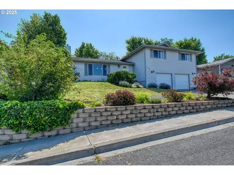 458 NW 21st St, Pendleton, OR 97801