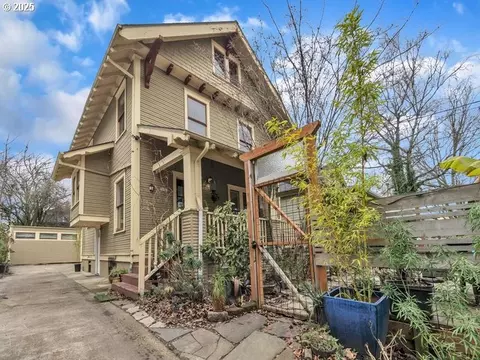 3821 SE Main St, Portland, OR 97214